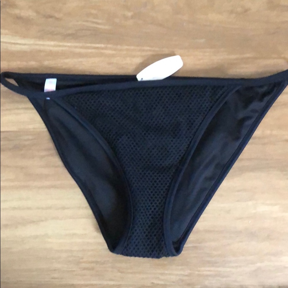 Victoria’s Secret swim